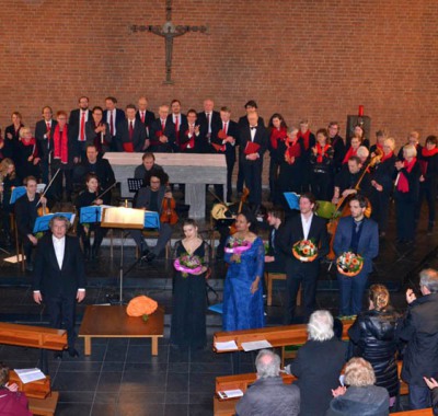 Studierende und Absolventen der HMTMH und der Projektchor Michaelis in der St.Pauluskirche, Großburgwedel