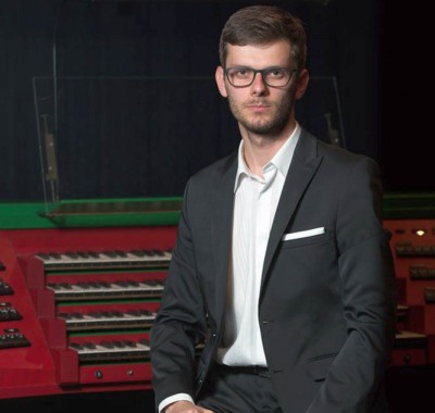 Der Organist Mateusz Rzewuski aus Warschau zu Gast in einem Orgel-Plus Konzert